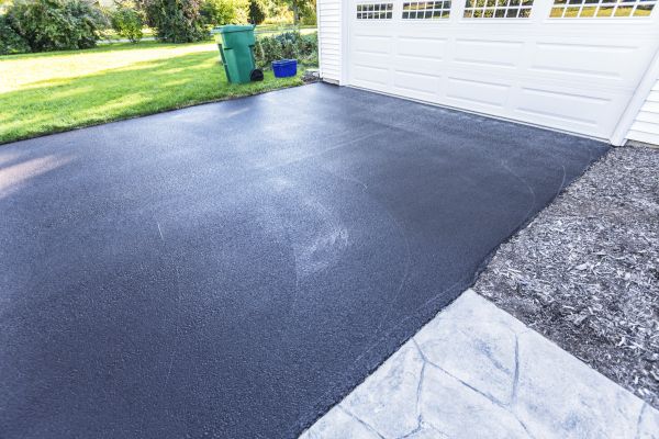 Cost of Blacktop Driveway Service in Bella Vista