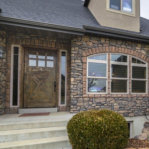 Cost of Entryway Paving in Bella Vista